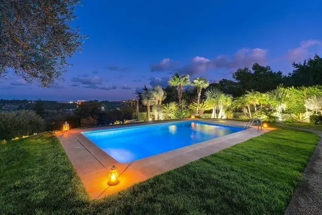 Blue & Green Villa - Havuz