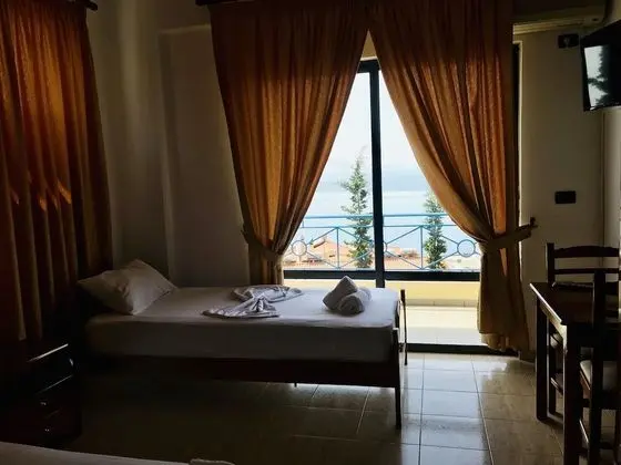 Blue Heaven Hotel - Oda