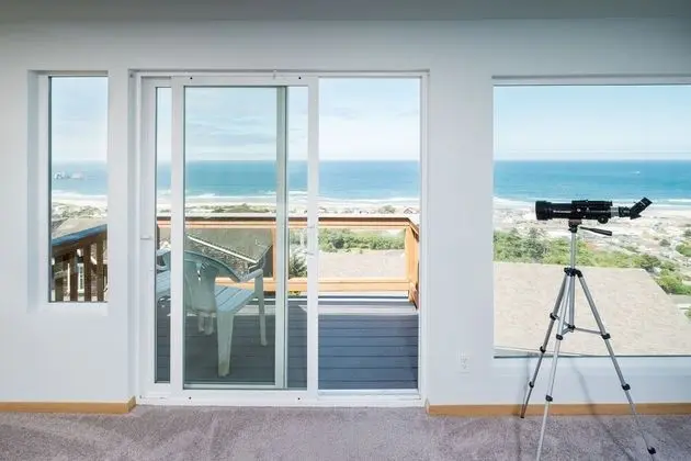 Blue Horizon by Avantstay Panoramic Views of the Ocean w/ Entertainers Patio - İç Mekan