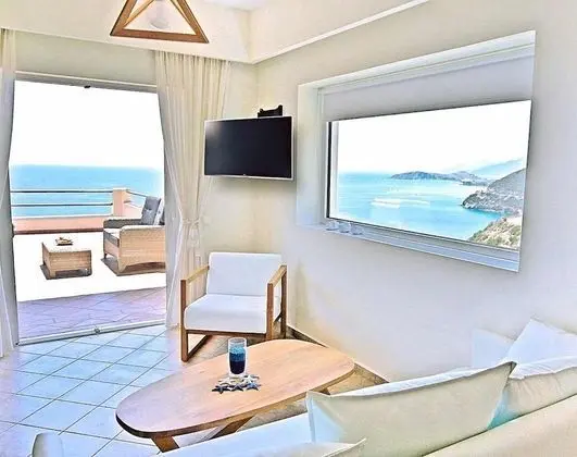 Blue Horizon Suites