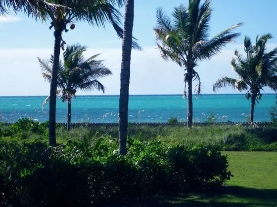 The Blue Inn Villa, 3 Bedroom Vacation Home