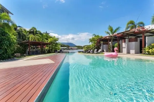 Blue Lagoon Lakeside Studio - Öne Çıkan Resim