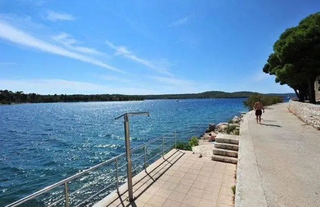 Blue Lagoon - Nice Terrace and Modern - A1 - Plaj