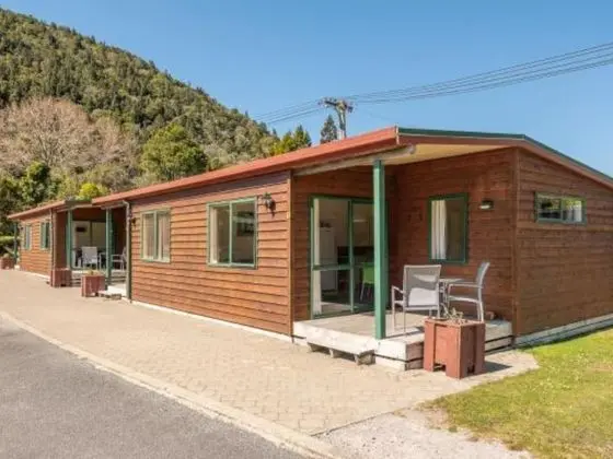 Blue Lake Top 10 Holiday Park - Oda
