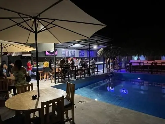 Hotel Blue Marlin - Nightclub & Sports Bar on Site - Havuz