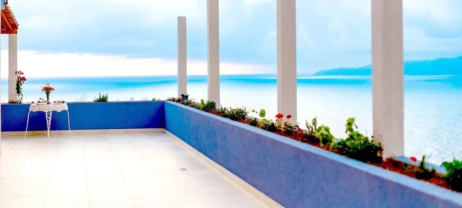 Blue Mediterranean - Dış Mekan