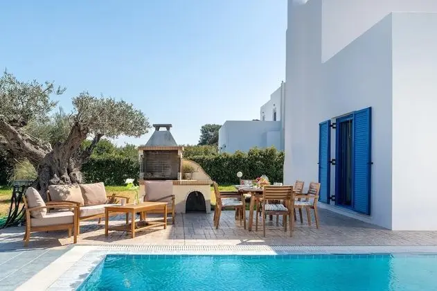 Blue Moon Villa