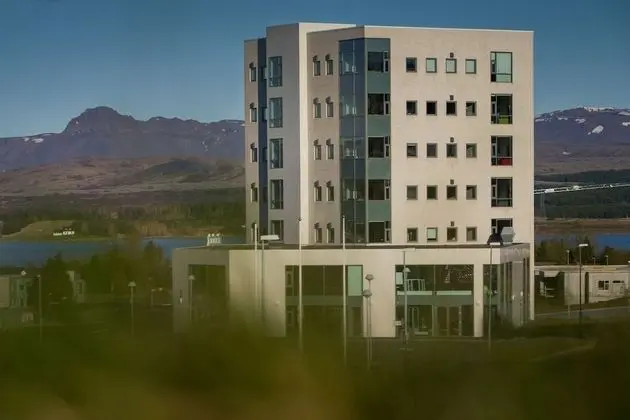 Blue Mountain Apartments