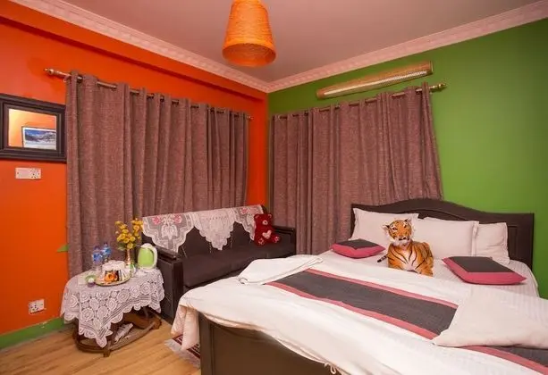 BLUE MOUNTAIN HOME STAY