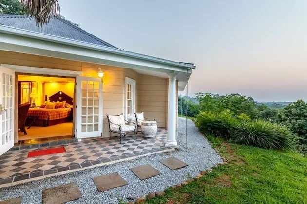 Blue Mountain Luxury Lodge