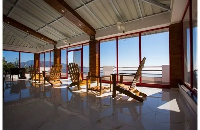 Blue Pine Resort
