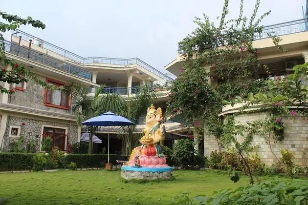 Blue Planet Lodge