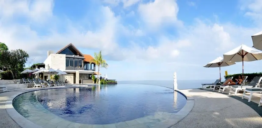 Blue Point Bay Villas