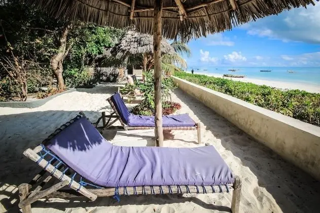 Blue Reef Sport and Fishing Lodge & Bungalows - Plaj