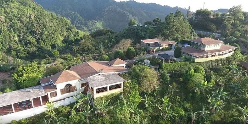Blue Ridge Restaurant & Cottages