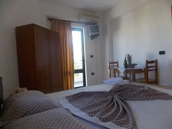 Blue Saranda Hotel - Oda