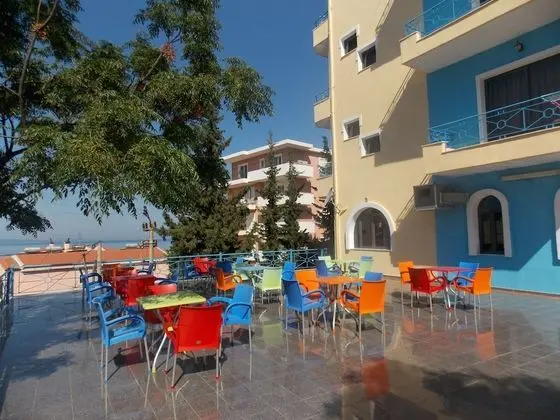 Blue Saranda Hotel - Yerinde Yemek