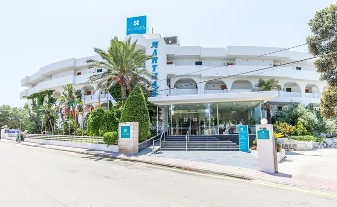 Blue Sea Club Martha’s