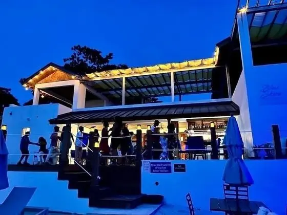 Blue Skies Beach Resort - Dış Mekan