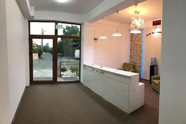Blue Sky Hotel - Lobi
