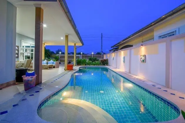Blue Sky Pool Villa - Havuz