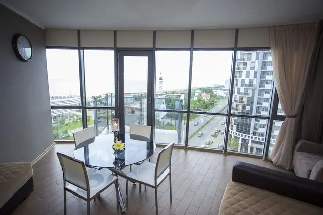 Blue Star Batumi - Öne Çıkan Resim