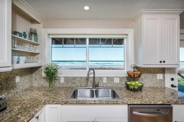 Blue Starfish by Avantstay Ocean Views & Direct Cannon Beach Access - İç Mekan