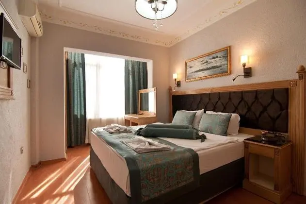Blue Tuana Hotel