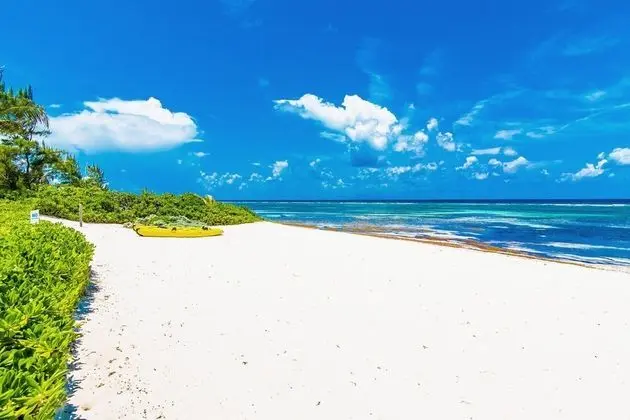 Blue Water Villa - Plaj