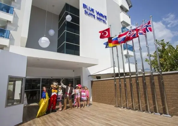 Blue Wave Suite Hotel - Dış Mekan