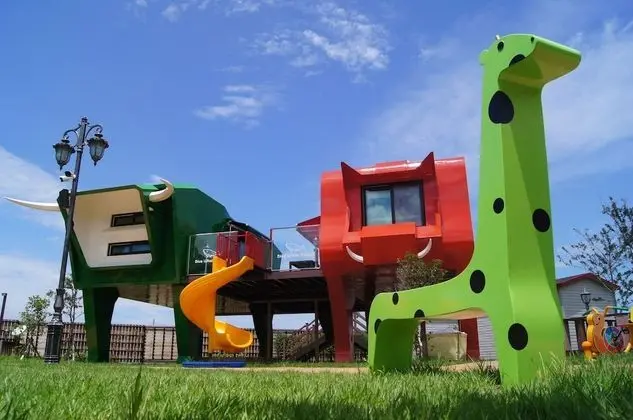 Blue Whale Resort