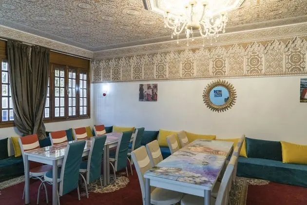 Blue And White House - Yerinde Yemek