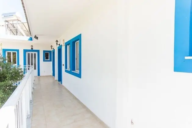 Blue White Hotel Studios & Apartments - Oda Düzeni