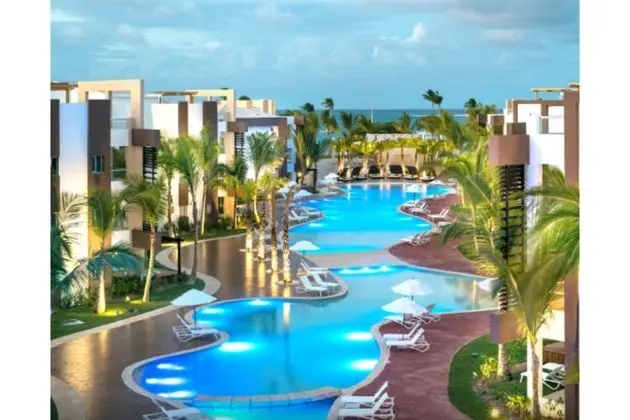 Bluebay Grand Punta Cana Luxury All Inclusive - Havuz