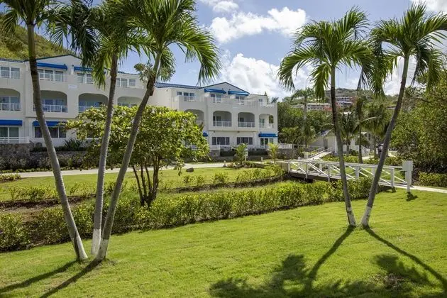 Bluebeard`s Beach Club