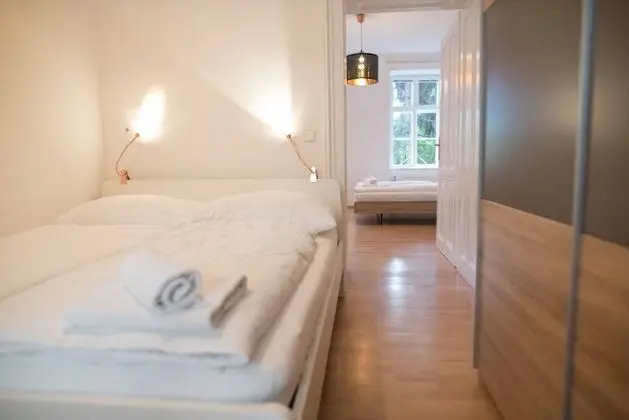 Blueberry Living City Apartment