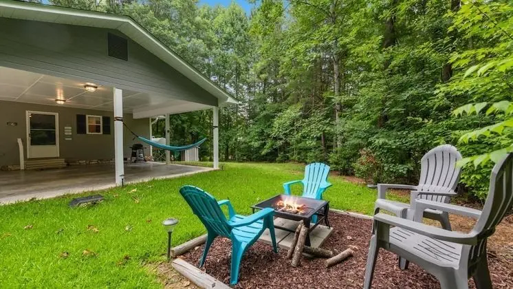 Bluebird Lagoon-close to Lake Blue Ridge Marina