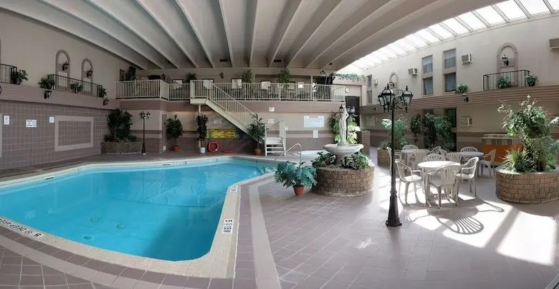 Bluebird Hotel - Öne Çıkan Resim