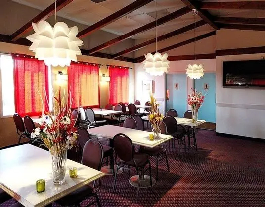 Bluebird Hotel - Yerinde Yemek