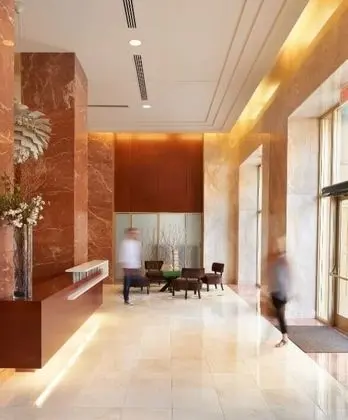 Bluebird Suites near AutoZone Park - Lobi