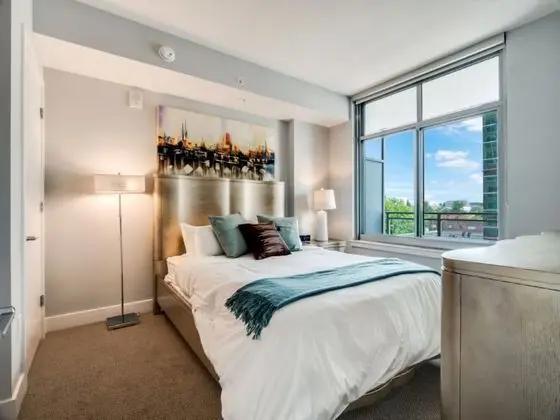 Bluebird Suites near Chevy Chase - Oda