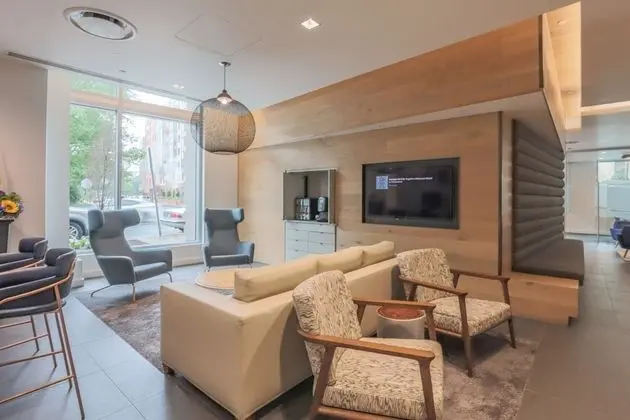 Bluebird Suites near MIT - Lobi