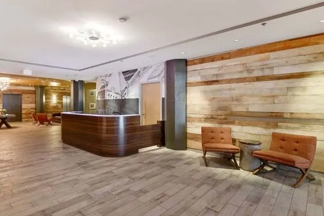 Bluebird Suites at the Warehouse District - Lobi