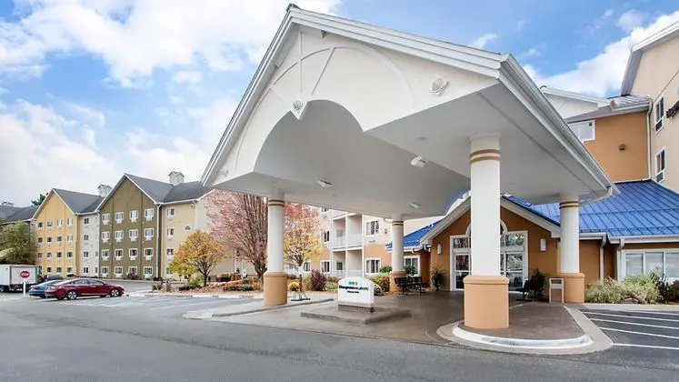 Bluegreen Vacations Odyssey Dells, an Ascend Resor