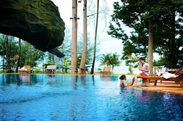 Blues River Resort Chanthaburi - Havuz