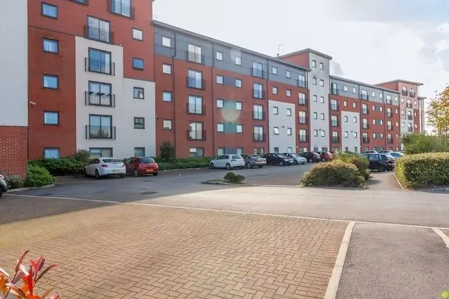 Bluestone Apartments - Trinity - Dış Mekan