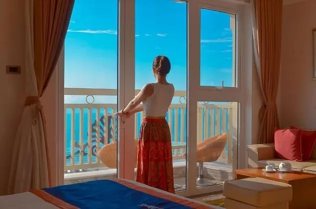 BlueSun Hotel