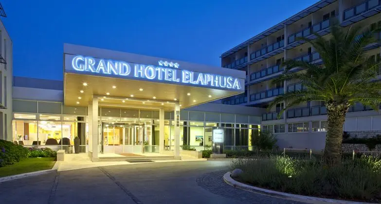 Bluesun Hotel Elaphusa - 1