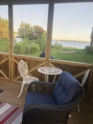 Bluewaters Retreat Bachelor Unit