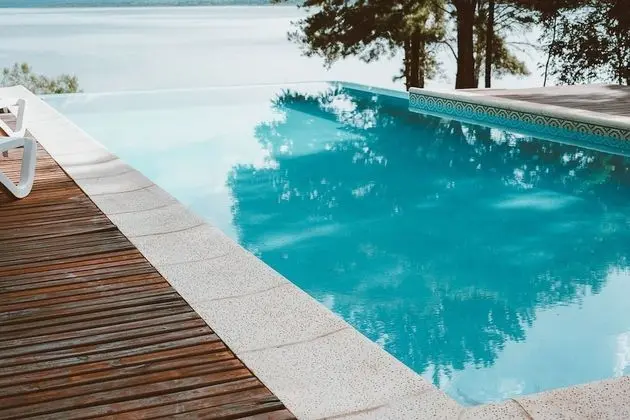 Blusky Lodge